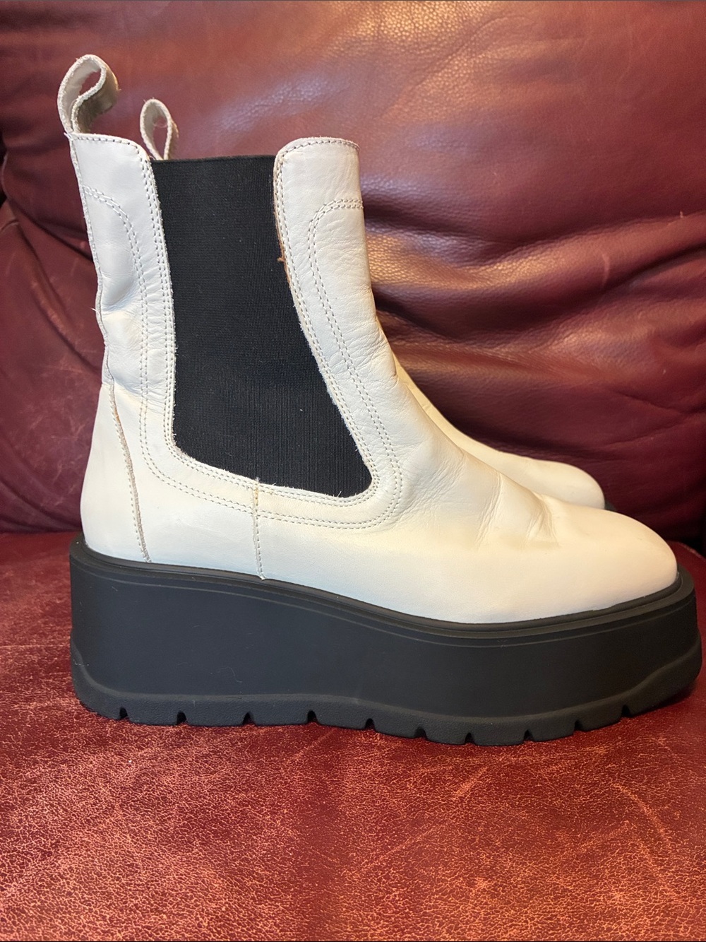 Intervalle Platform Chelsea Boots in White Leather W7.5 - Picture 2 of 5